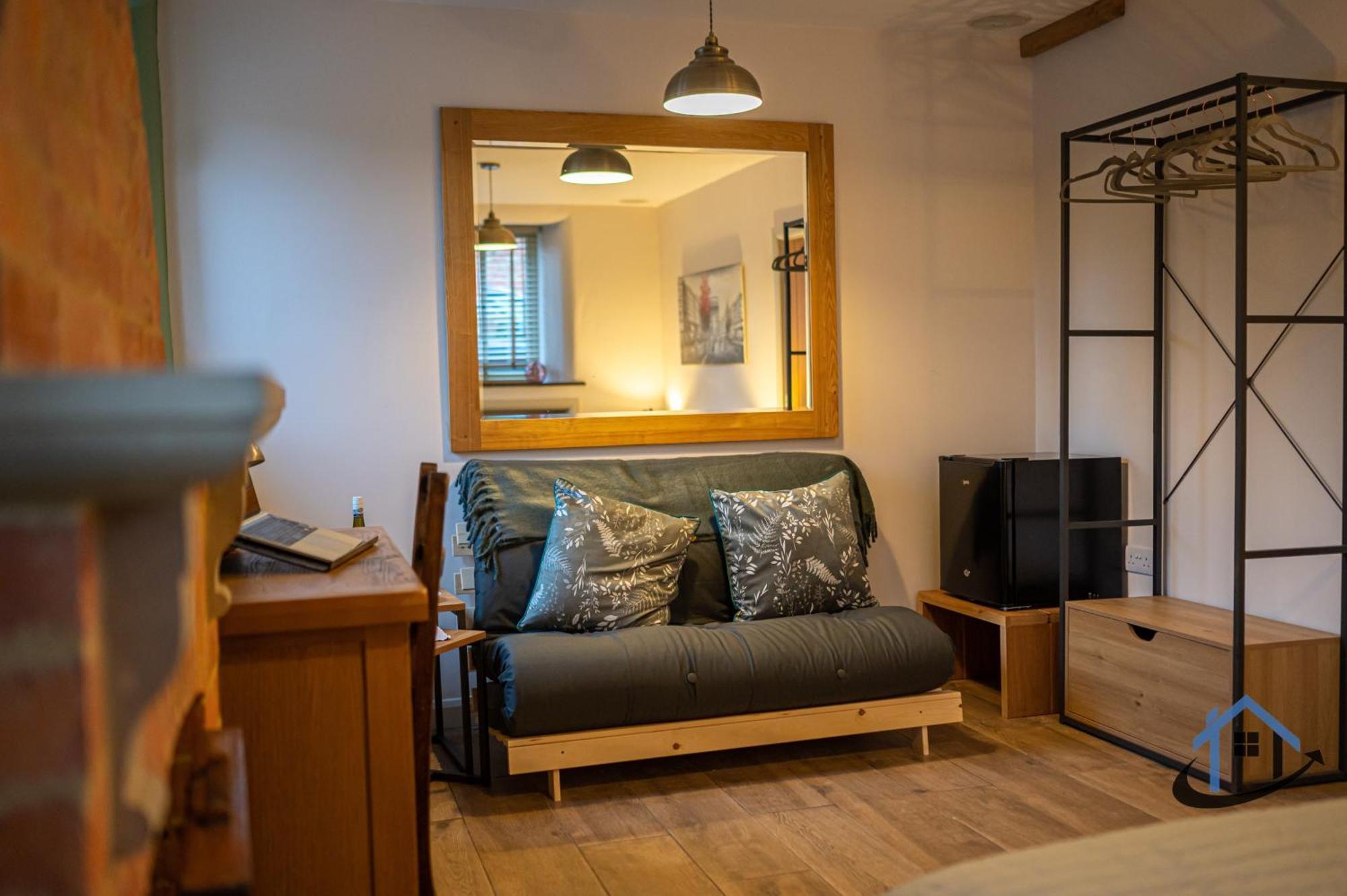 Stanwick Studio, Cosy Country Studio, Sleeps 4, Parking, Wifi Extérieur photo