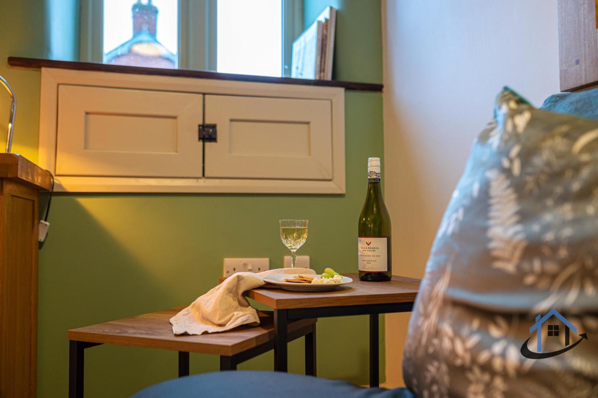 Stanwick Studio, Cosy Country Studio, Sleeps 4, Parking, Wifi Extérieur photo